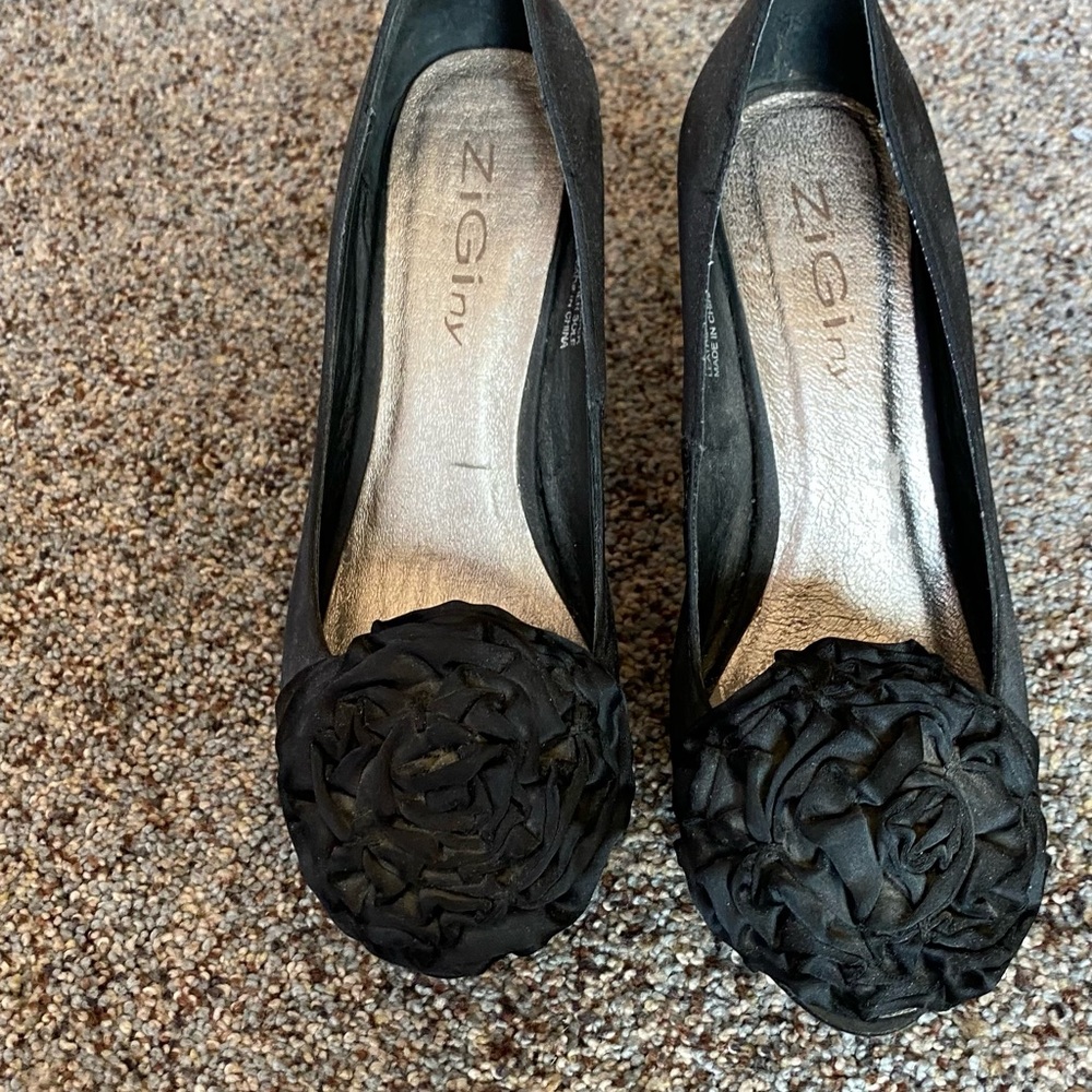 ZiGiny Super Quality Shoes Beautiful super comfortable. So many Compliments